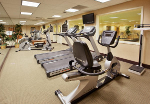  Vacation Hub International | Holiday Inn Express and Suites Lincoln Roseville Food