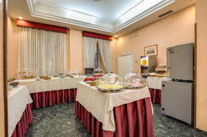  Vacation Hub International | Hotel San Remo Food