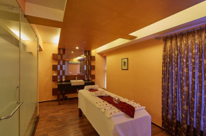  Vacation Hub International | Royal Orchid Beach Resort & Spa Food