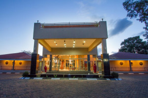  Vacation Hub International | CityBlue Courtyard Hotel & Suites, Livingstone Food