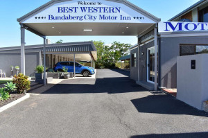 Vacation Hub International | Best Western Bundaberg City Motor Inn Food