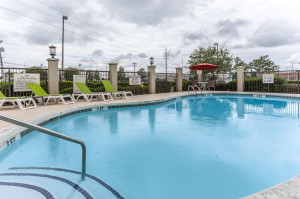  Vacation Hub International | Comfort Suites Myrtle Beach Food
