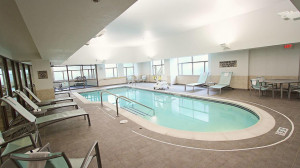  Vacation Hub International | SpringHill Suites by Marriott Cincinnati Midtown Food