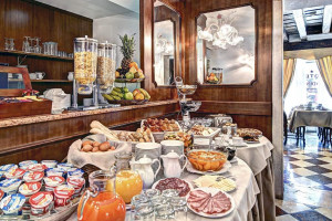  Vacation Hub International | Hotel Scandinavia Food