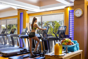  Vacation Hub International | Four Seasons Cyprus Hotel Food
