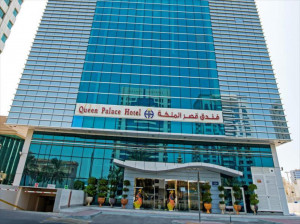  Vacation Hub International | Queen Palace Hotel Food