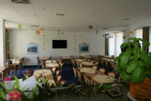  Vacation Hub International | Best Hotel Mindeltal Food