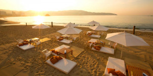  Vacation Hub International | Krystal Beach Acapulco Food
