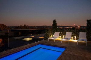  Vacation Hub International | Home Suite Hotels-Rosebank Food