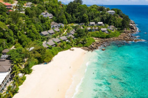  Vacation Hub International | Carana Beach Resort Food