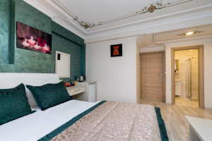  Vacation Hub International | Atam Suites & Apartments Food