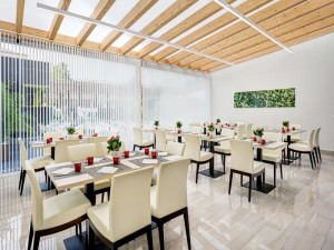  Vacation Hub International | Sercotel Alcalá 611 Food