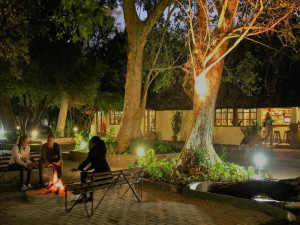  Vacation Hub International | Island Safari Lodge Food