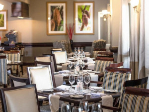  Vacation Hub International | Southern Sun Ridgeway Lusaka Food