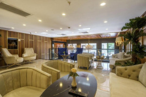  Vacation Hub International | Leslion Luxury Hotel Food
