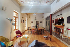  Vacation Hub International | City Circus Athens Food