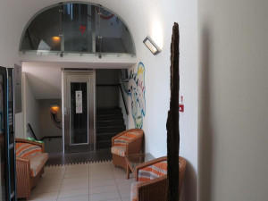  Vacation Hub International | Seven Hostel & Rooms Food
