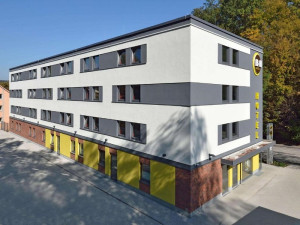  Vacation Hub International | B&B Hotel Passau Food
