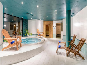  Vacation Hub International | Best Western Hôtel Grand Parc Marne La Vallée Food