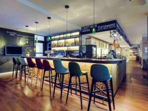  Vacation Hub International | Mercure München City Center Food