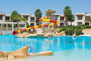 Vacation Hub International | Amphoras Blu Food