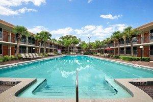  Vacation Hub International | Ramada by Wyndham Kissimmee Gateway Food