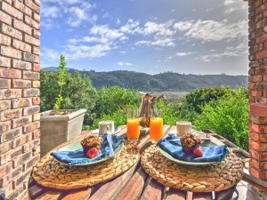  Vacation Hub International | Red Door Cottage Food