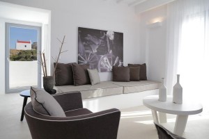  Vacation Hub International | Livin Mykonos Hotel Food