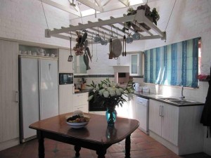  Vacation Hub International | 3 Dolphins Food