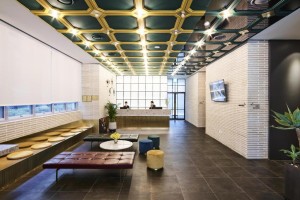  Vacation Hub International | Hotel NewV Food
