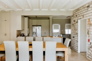  Vacation Hub International | Paternoster Rentals - De Nada House Food