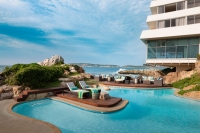  Vacation Hub International | Beacon Island Resort Lobby