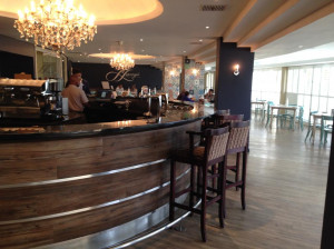  Vacation Hub International | Breakers Beachbreak Holiday Letting Lobby