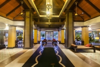  Vacation Hub International | Holiday Inn Resort Phuket Lobby