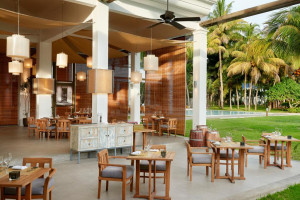  Vacation Hub International | La Plantation Resort Lobby