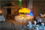  Vacation Hub International | Yellow Piano Inn & Burg Lengeling Backpackers Lobby