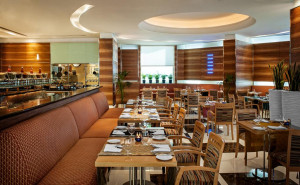  Vacation Hub International | Four Points by Sheraton Downtown Dubai Lobby