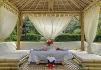  Vacation Hub International | Le Relax Beach Hotel Lobby