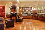  Vacation Hub International | The Holiday Inn Kensington Forum Lobby