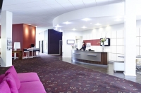  Vacation Hub International | Novotel Newcastle Airport Lobby