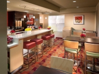  Vacation Hub International | Towneplace Stes Fort Lauderdale Lobby
