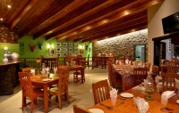  Vacation Hub International | Bundu Lodge Lobby