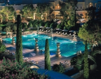  Vacation Hub International | Bellagio Resort Lobby