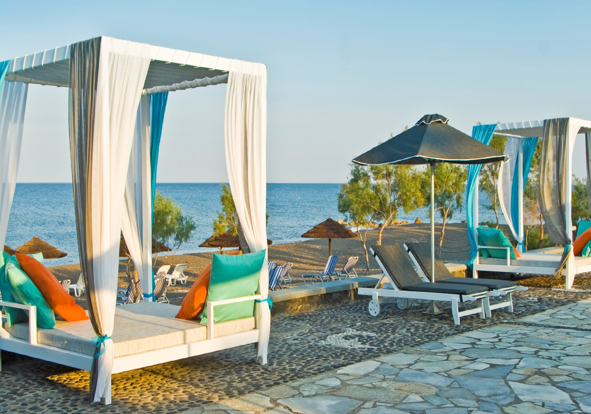  Vacation Hub International | Mediterranean Beach Santorini Lobby