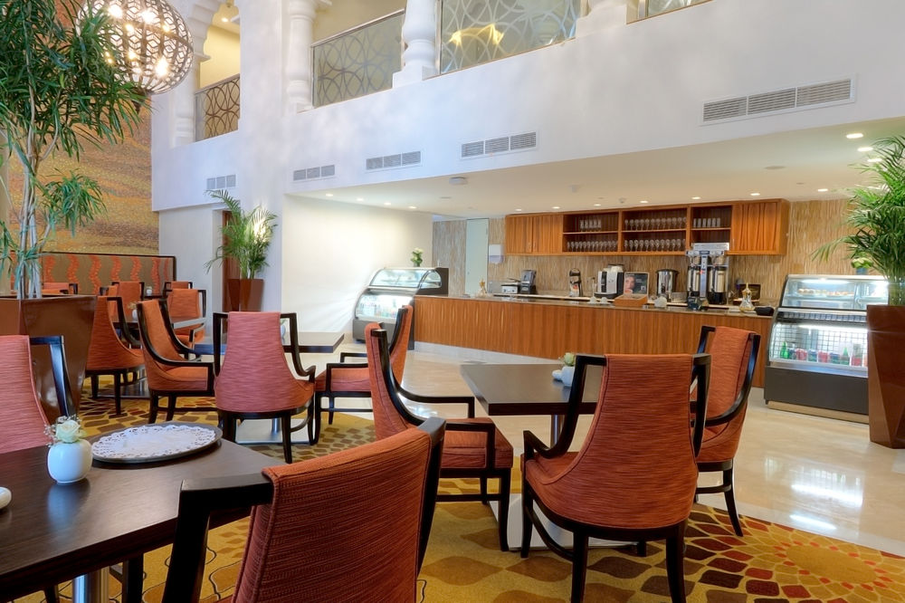  Vacation Hub International | Hilton Suites Makkah Lobby