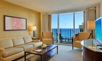  Vacation Hub International | Hilton Waikiki Beach Lobby