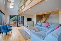  Vacation Hub International | Boardwalk Lodge Lobby