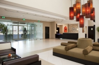  Vacation Hub International | Holiday Inn Express Dubai- Jumeirah Lobby