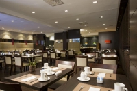  Vacation Hub International | NH Danube City Hotel Lobby