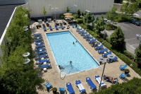  Vacation Hub International | Toronto Don Valley Hotel & Suites Lobby